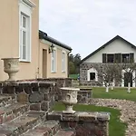 Palac 4*