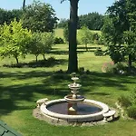 Bed & Breakfast Palac Pacoltowko