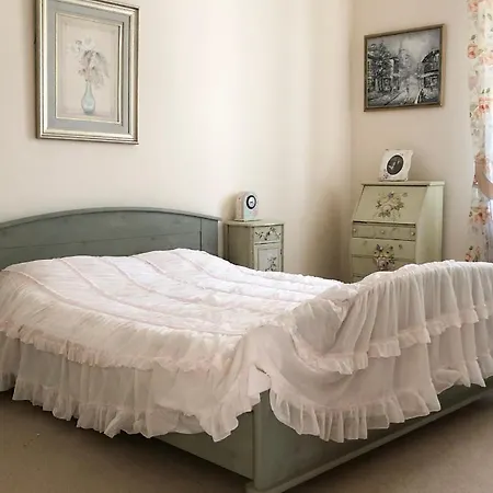 Palac Bed & Breakfast