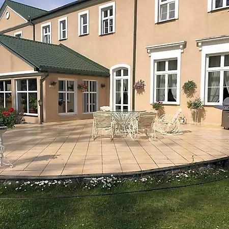 Palac Bed & Breakfast 4*