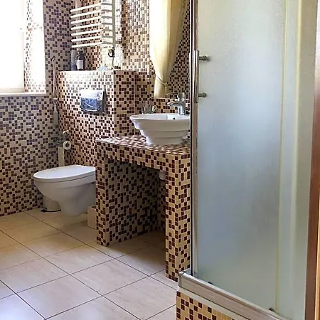 Palac Bed & Breakfast