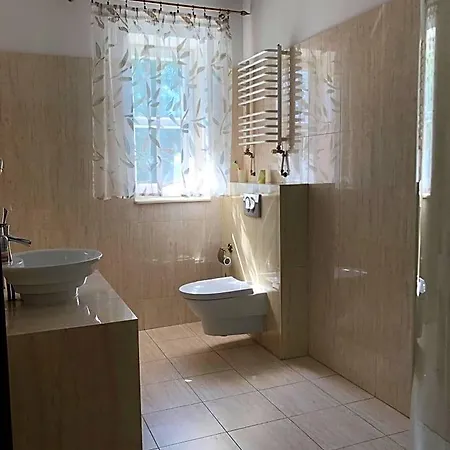 Palac Bed & Breakfast
