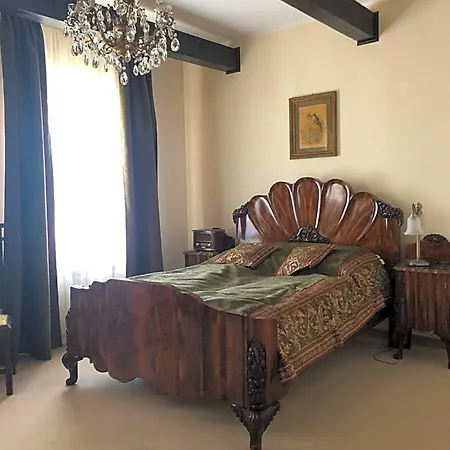Palac Bed & Breakfast 4*