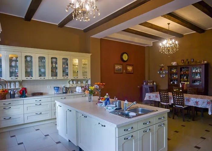 Palac Frühstückspension 4*